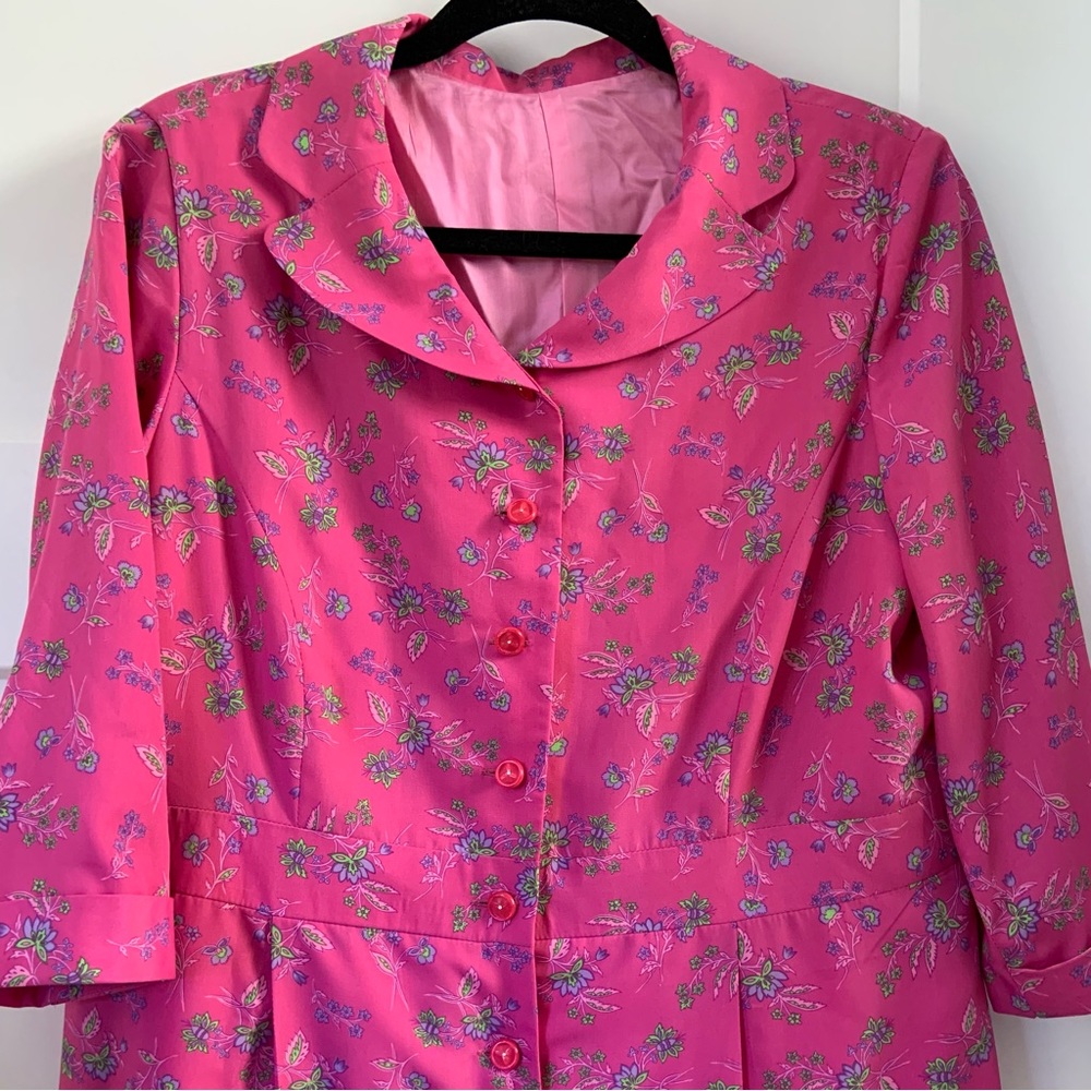 Vintage Pink Patterned 1950s/60s House Dress/ House Coat